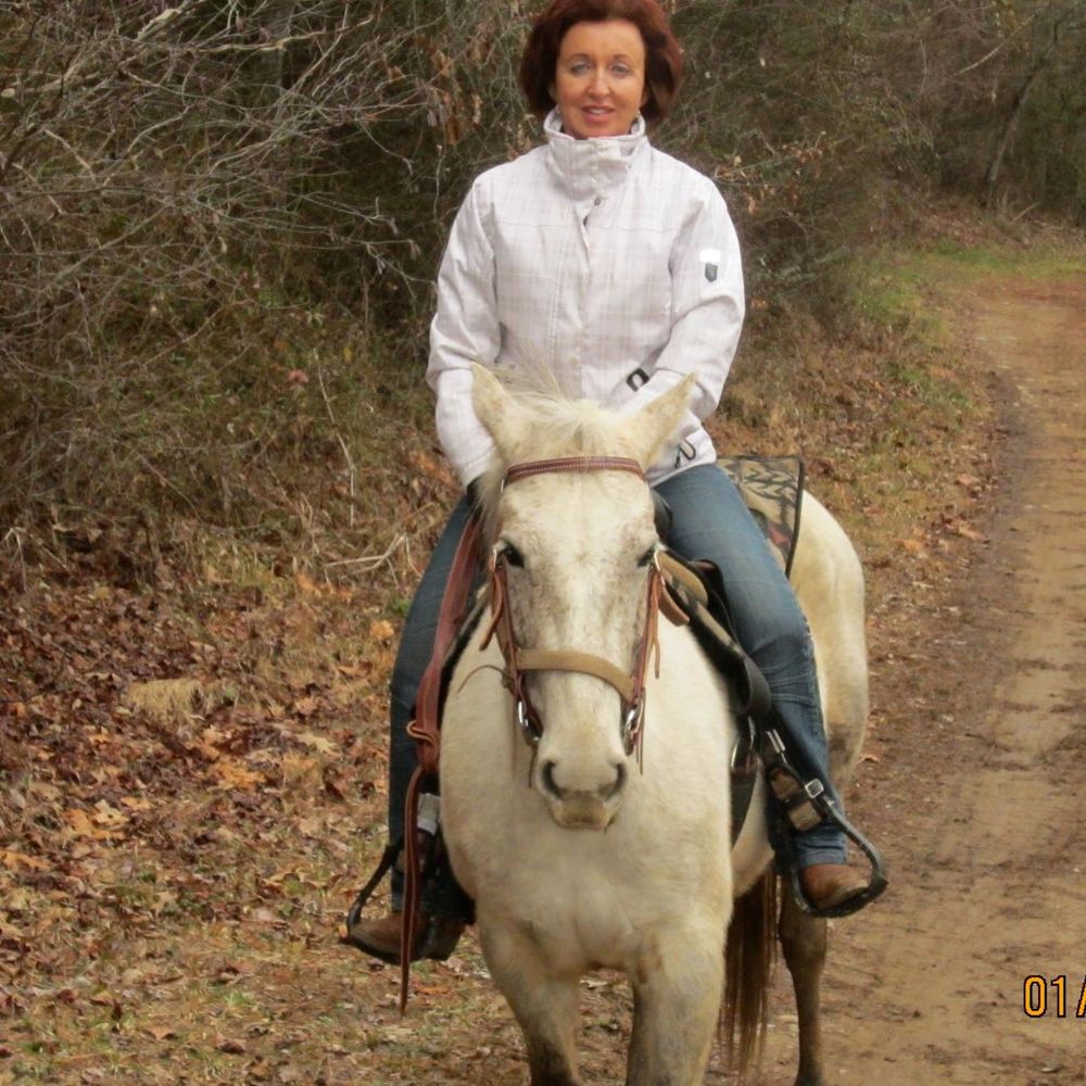 Meet your Posher, Cynthia